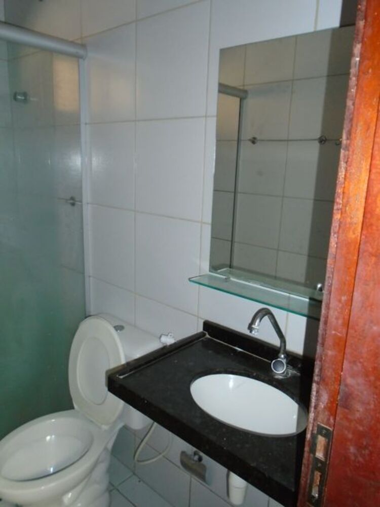 Casa para alugar com 2 quartos, 42m² - Foto 2