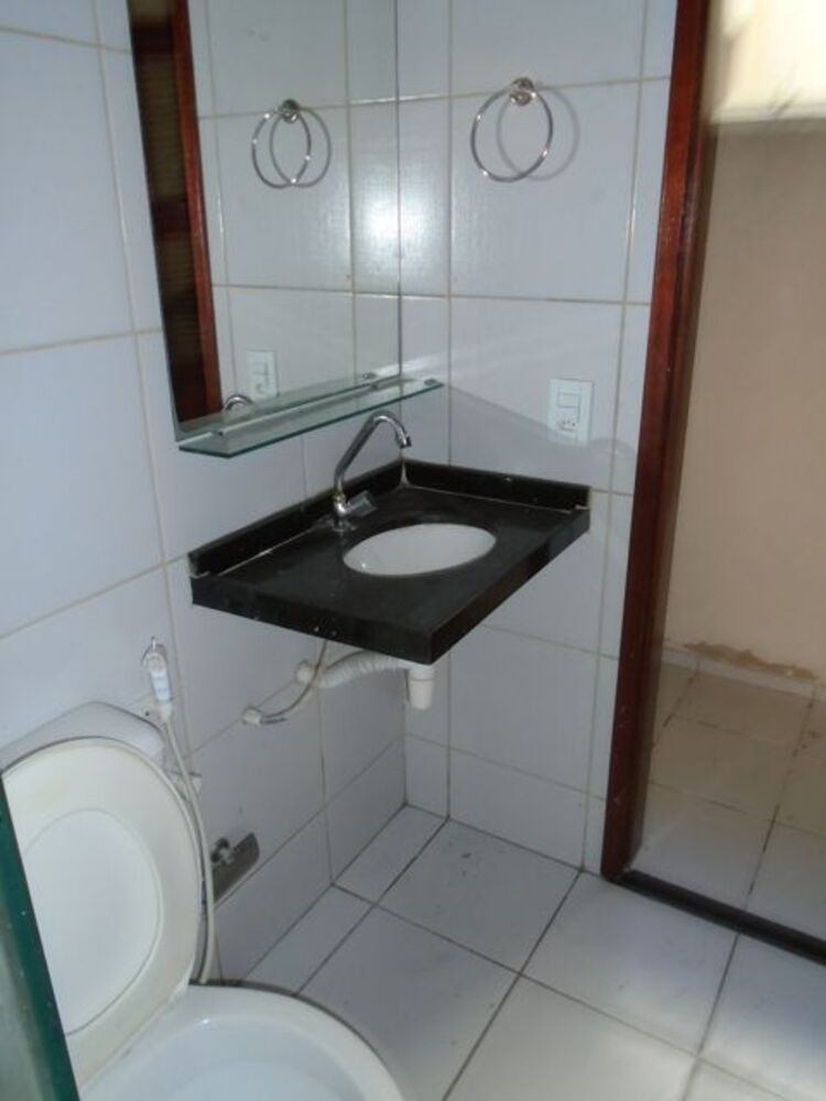 Casa para alugar com 2 quartos, 42m² - Foto 3