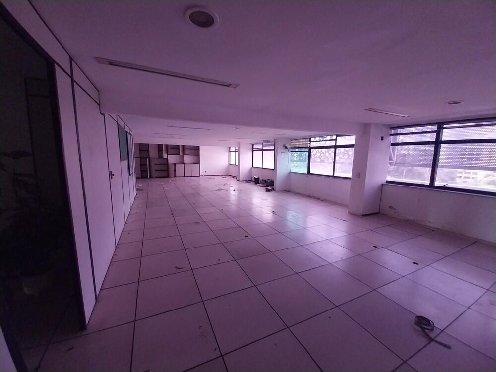Prédio Inteiro à venda com 30 quartos, 1121m² - Foto 2