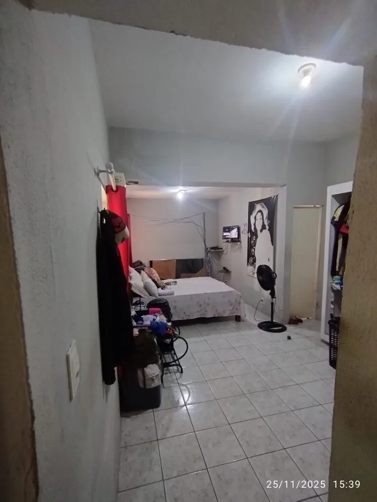 Casa, 4 quartos, 195 m² - Foto 2