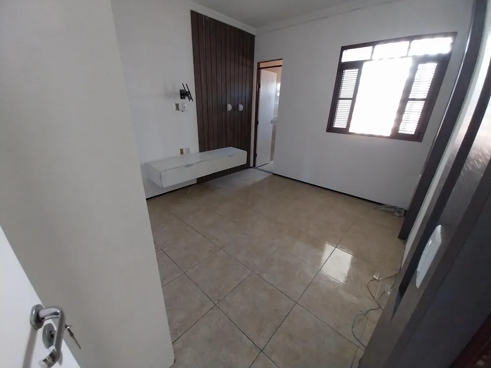 Apartamento, 4 quartos, 188 m² - Foto 1