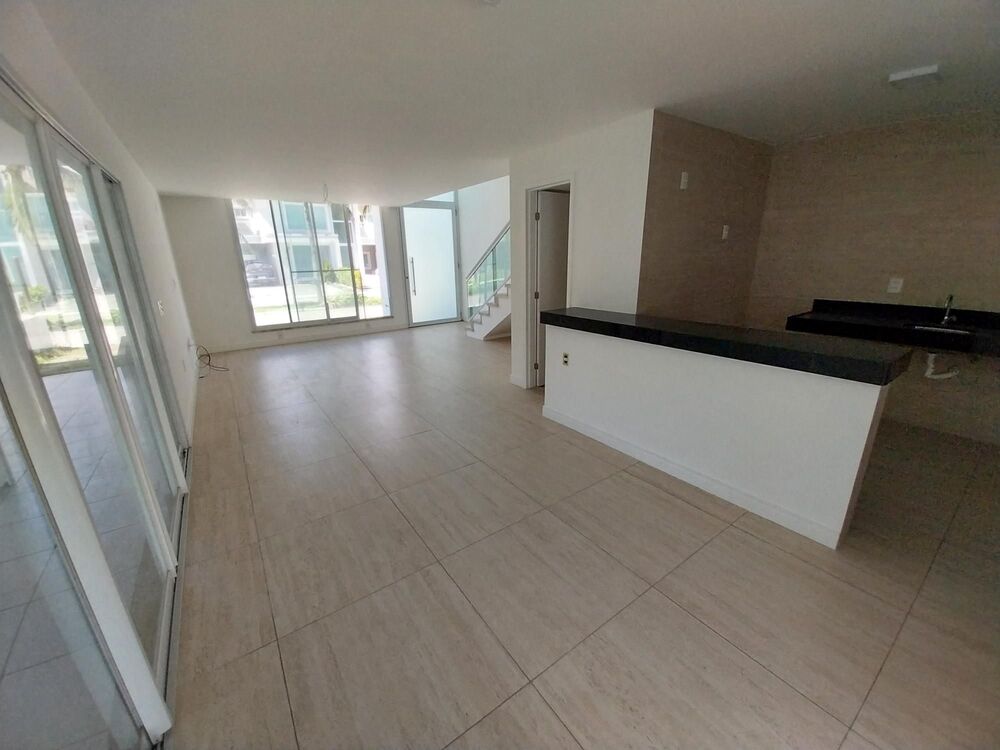 Casa, 3 quartos, 206 m² - Foto 2