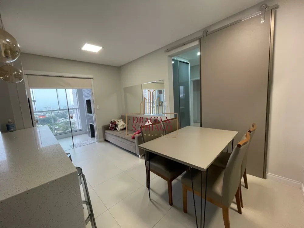 Apartamento à venda com 3 quartos, 85m² - Foto 1