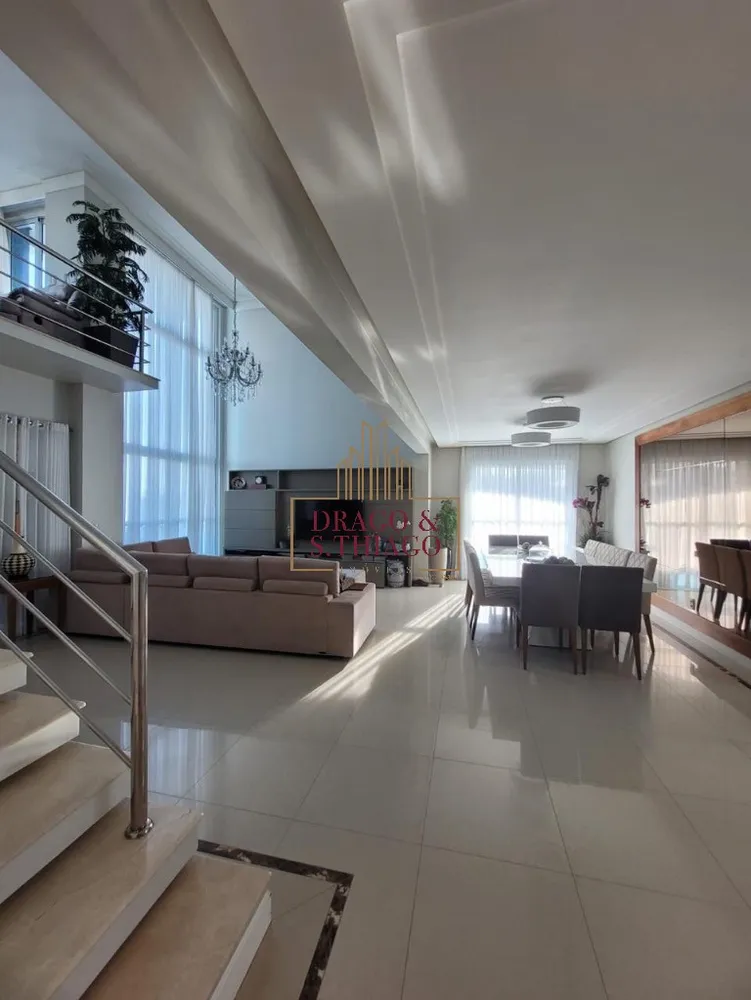 Apartamento, 3 quartos, 252 m² - Foto 10