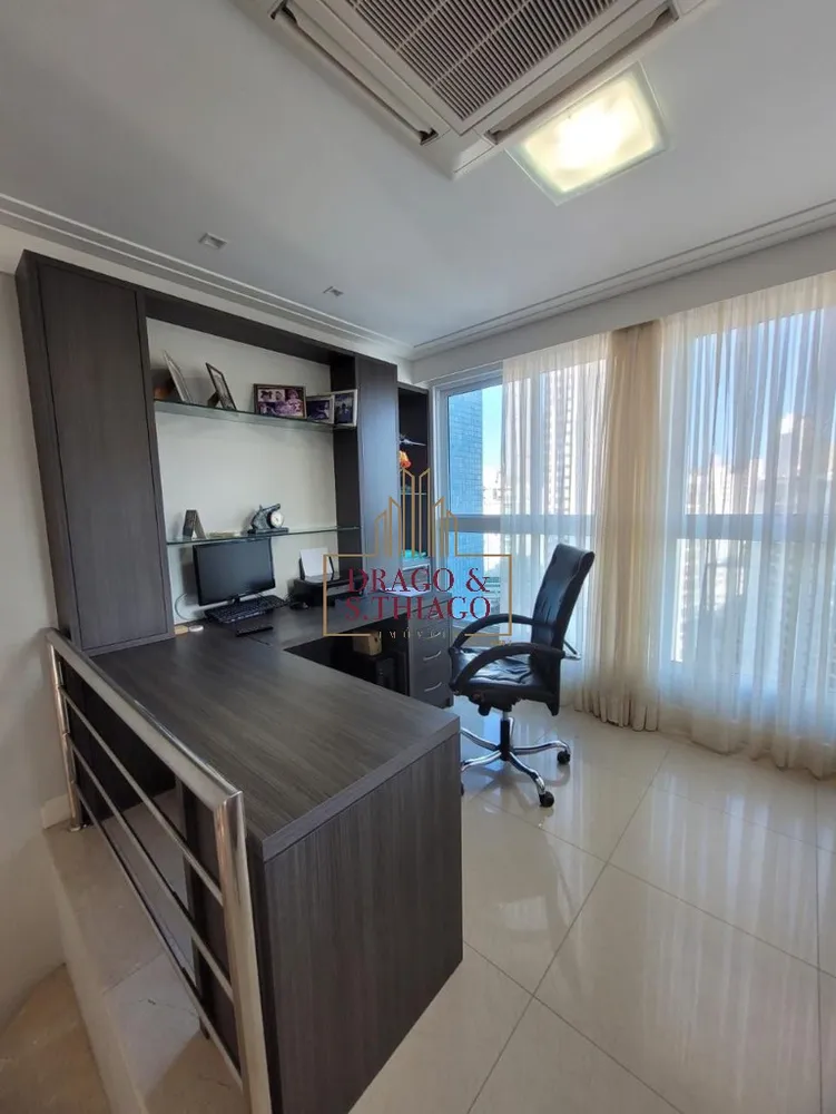 Apartamento, 3 quartos, 252 m² - Foto 4