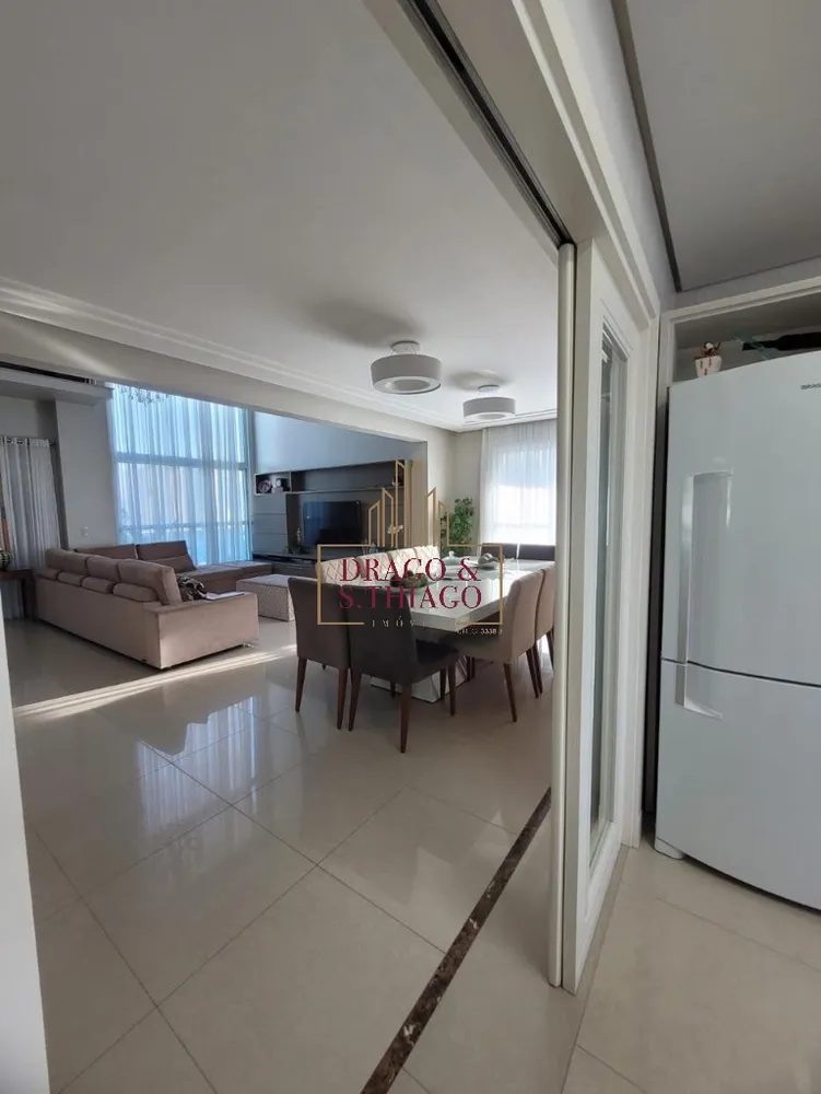 Apartamento, 3 quartos, 252 m² - Foto 7
