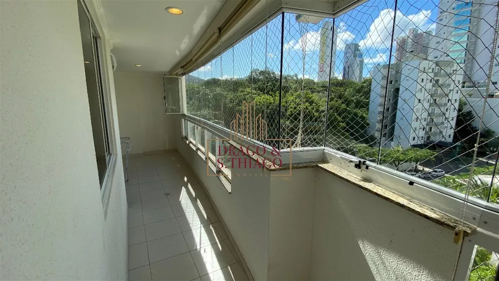 Apartamento à venda com 2 quartos, 96m² - Foto 1