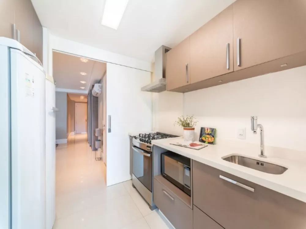 Apartamento à venda com 4 quartos, 315m² - Foto 4