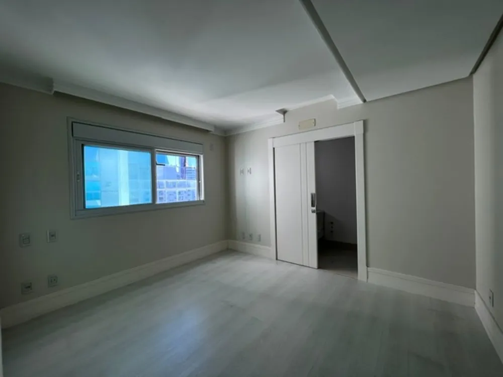 Apartamento, 3 quartos, 198 m² - Foto 6