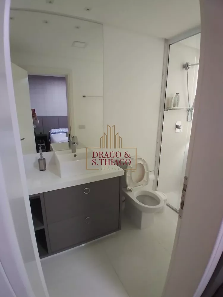 Apartamento à venda com 3 quartos, 167m² - Foto 4