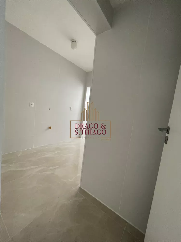 Apartamento à venda com 2 quartos, 75m² - Foto 3