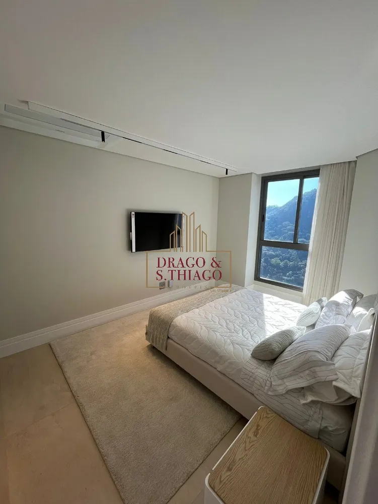 Apartamento, 3 quartos, 230 m² - Foto 5