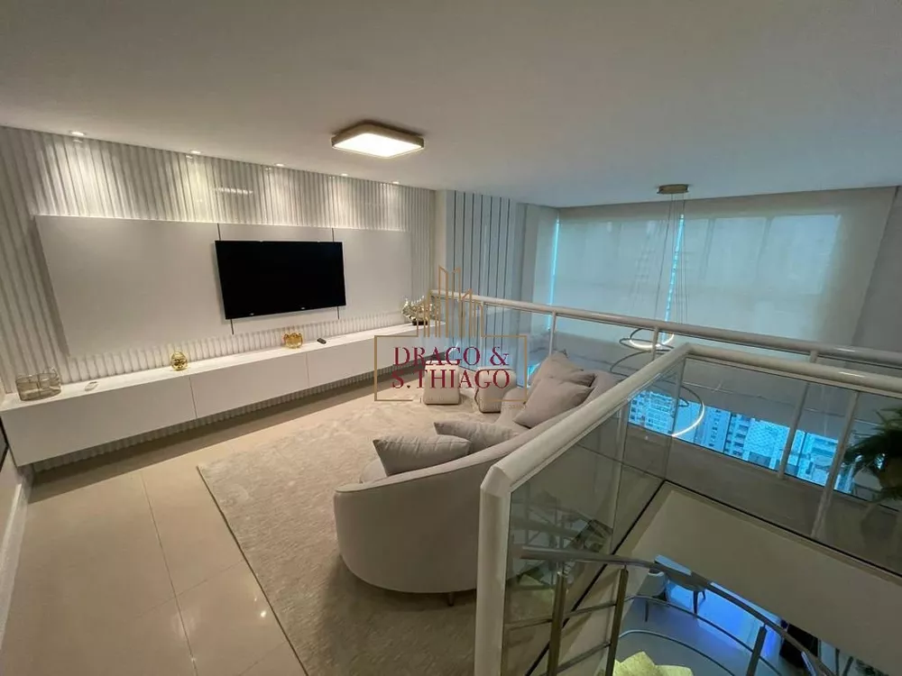 Apartamento à venda com 4 quartos, 225m² - Foto 3