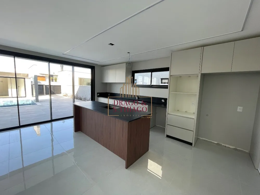 Sobrado, 5 quartos, 400 m² - Foto 1