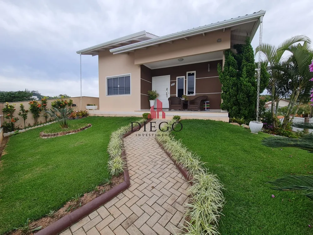 Casa, 3 quartos, 201 m² - Foto 1