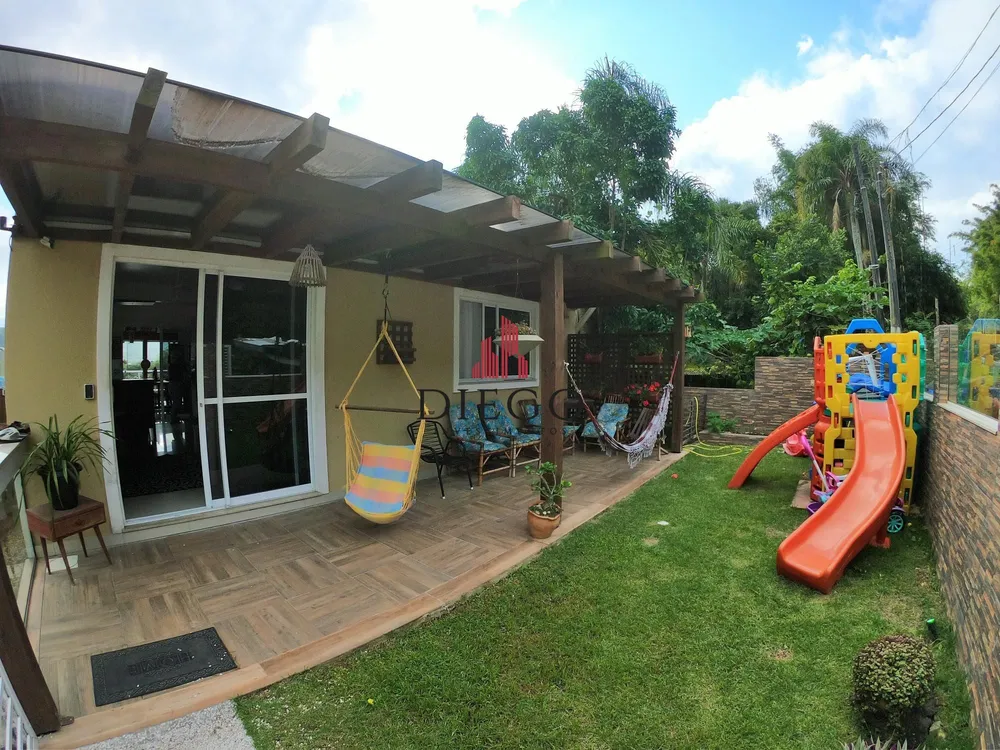 Casa, 3 quartos, 270 m² - Foto 2