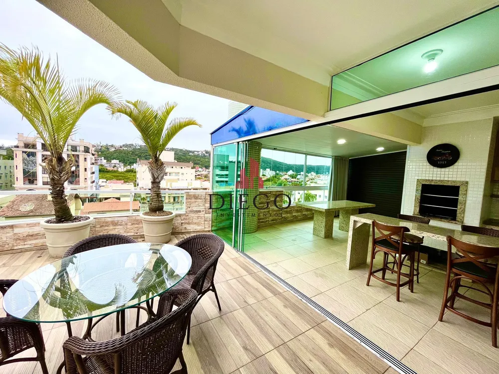 Cobertura, 3 quartos, 200 m² - Foto 4