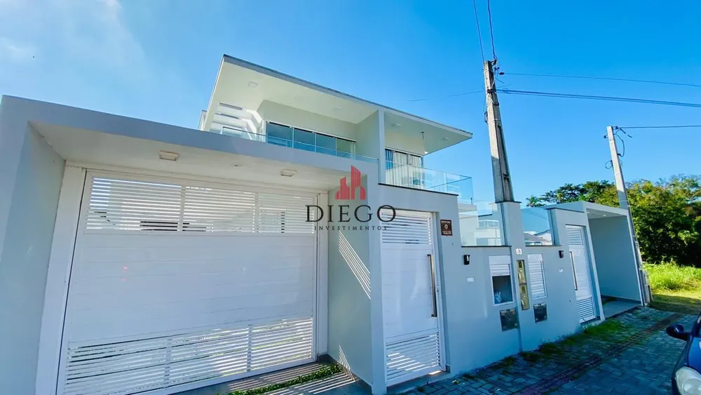 Casa, 3 quartos, 143 m² - Foto 1