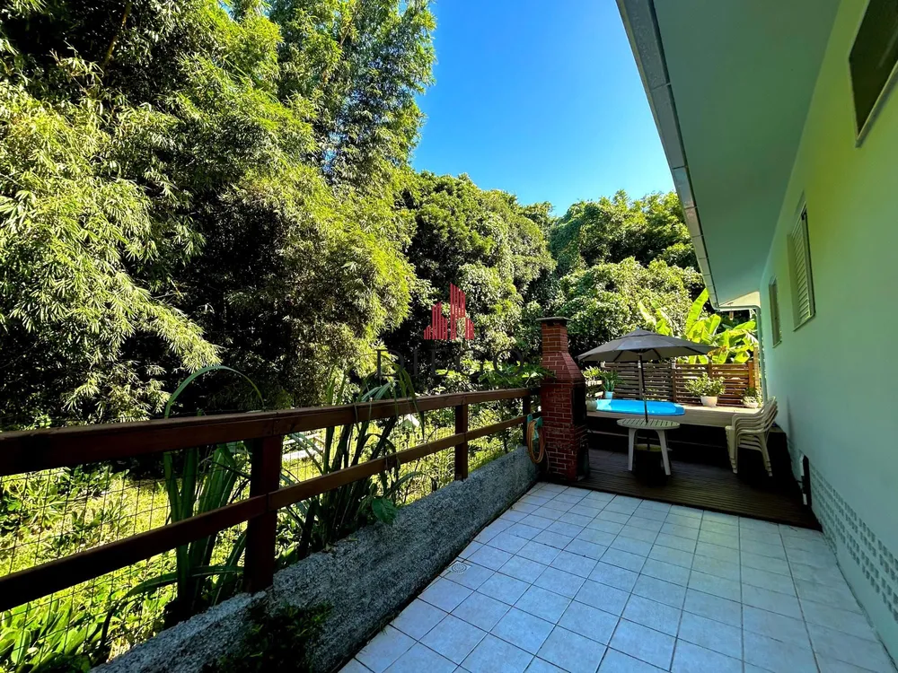 Casa, 5 quartos, 195 m² - Foto 2