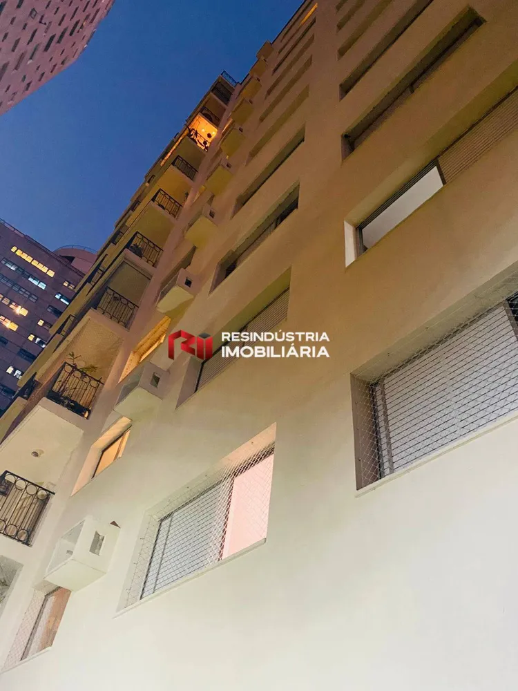 Apartamento, 3 quartos, 161 m² - Foto 1