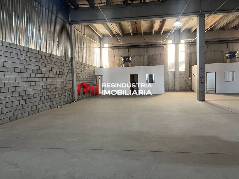 Depósito-Galpão, 1090 m² - Foto 3