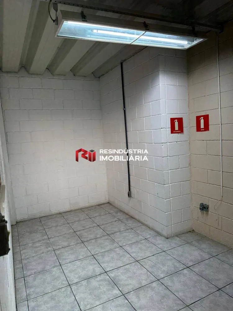 Depósito-Galpão, 675 m² - Foto 8