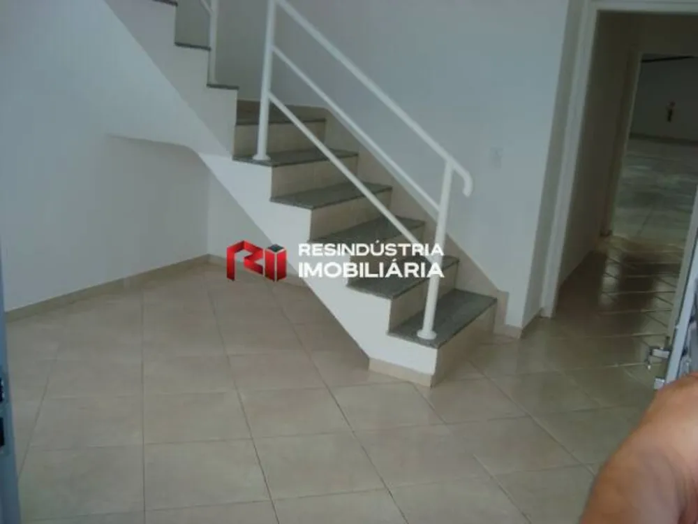 Depósito-Galpão, 690 m² - Foto 4