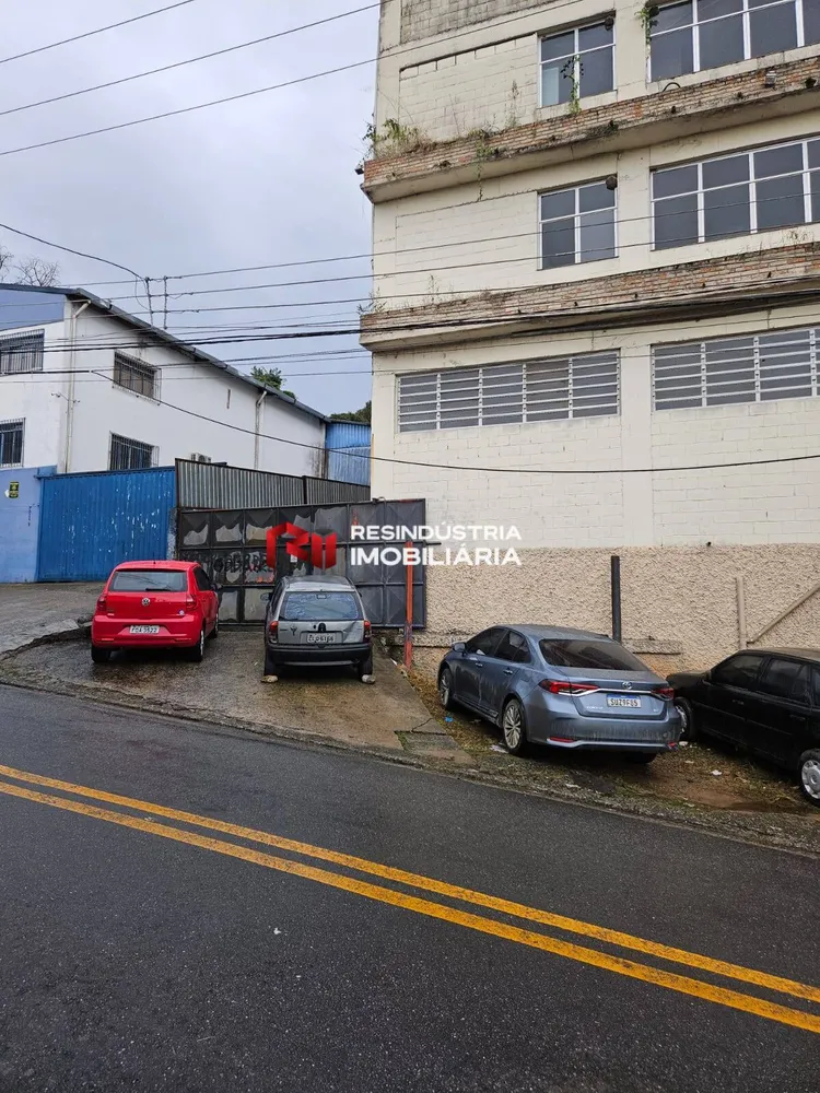 Depósito-Galpão, 1600 m² - Foto 1
