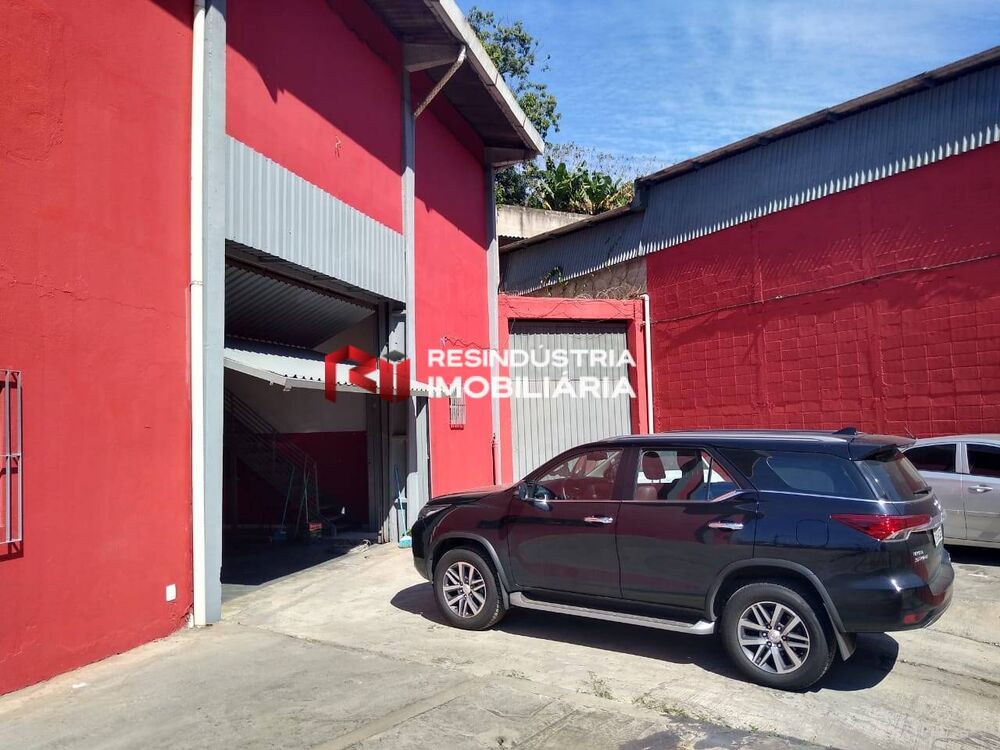 Depósito-Galpão-Armazém à venda e aluguel, 750m² - Foto 1