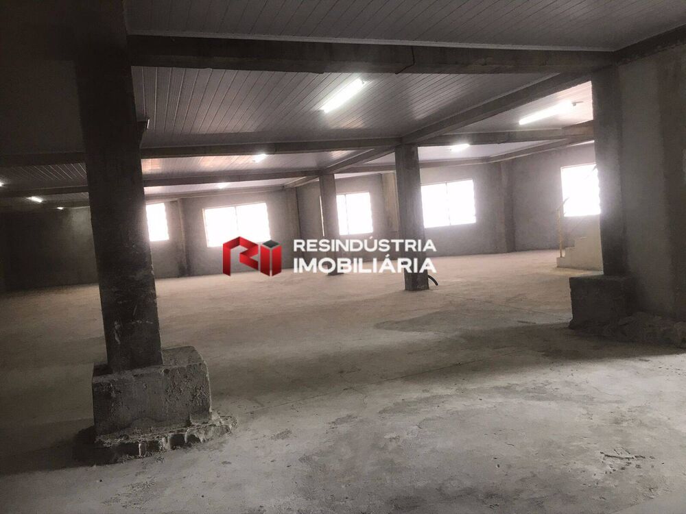 Depósito-Galpão-Armazém para alugar, 900m² - Foto 1
