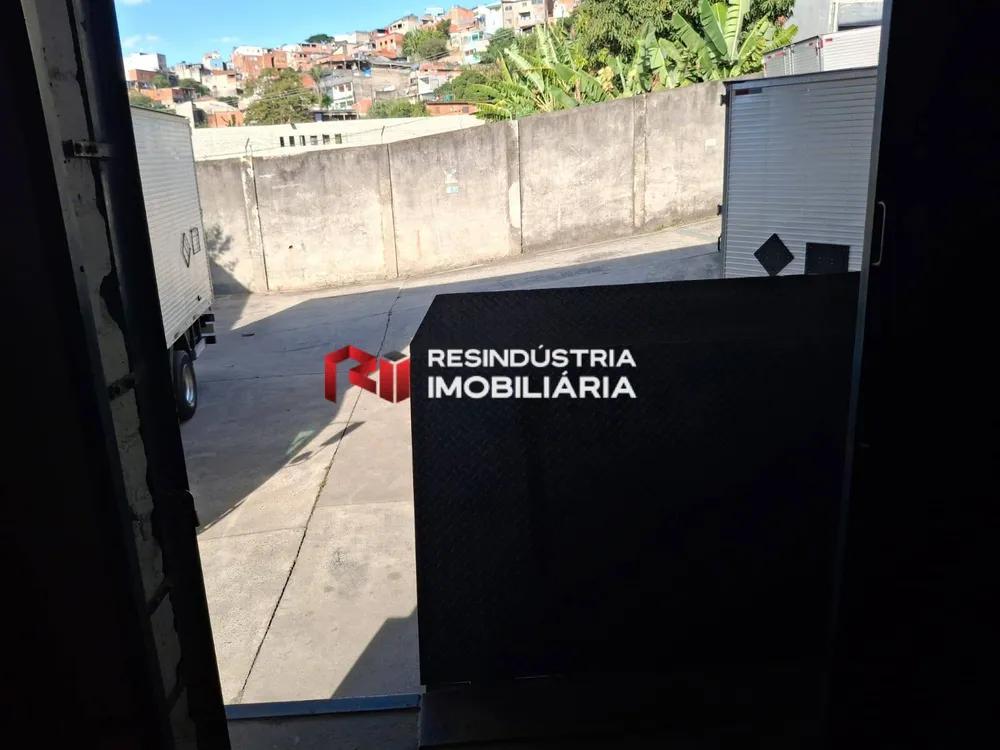 Depósito-Galpão, 1674 m² - Foto 1
