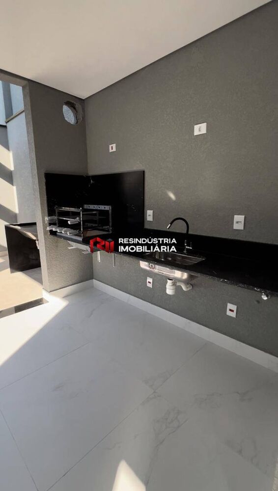 Sobrado, 3 quartos, 143 m² - Foto 2