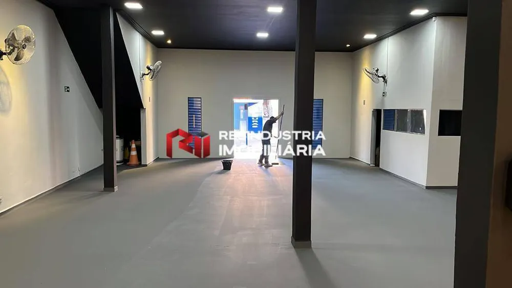 Depósito-Galpão, 590 m² - Foto 2