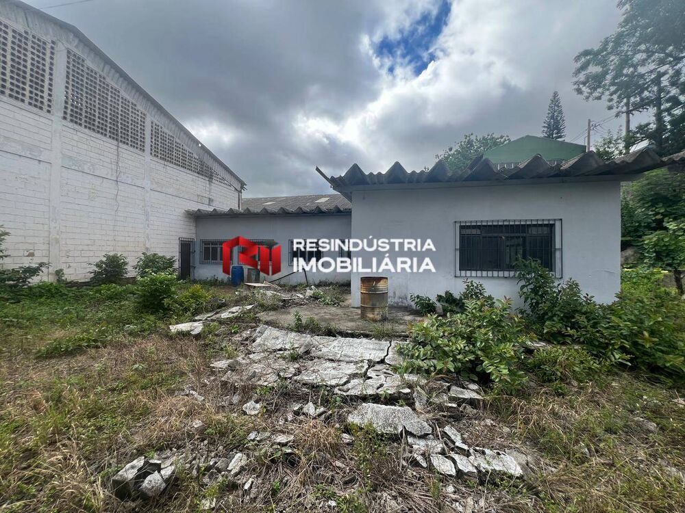 Depósito-Galpão, 1327 m² - Foto 1