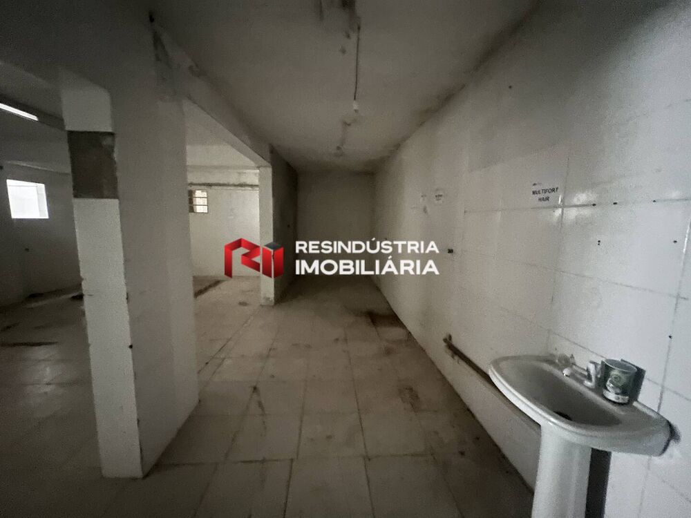 Depósito-Galpão-Armazém à venda, 300m² - Foto 4