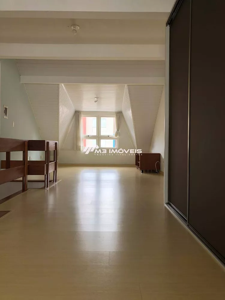 Apartamento à venda com 3 quartos, 176m² - Foto 3