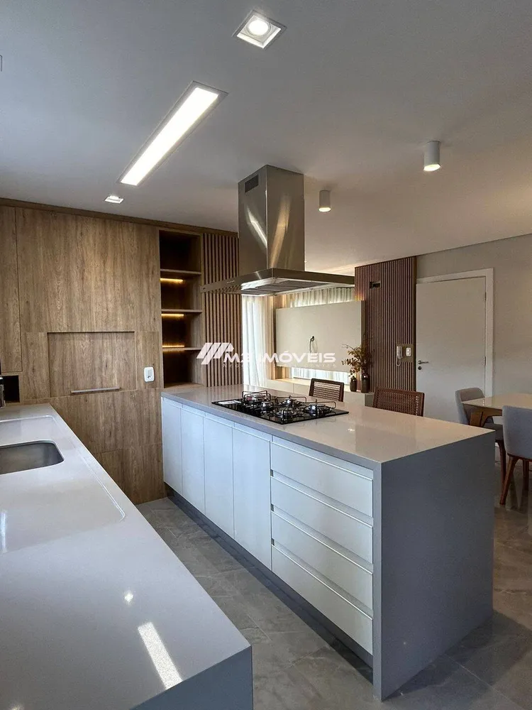Apartamento, 3 quartos, 284 m² - Foto 2