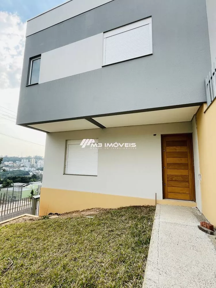 Sobrado à venda com 3 quartos, 118m² - Foto 2