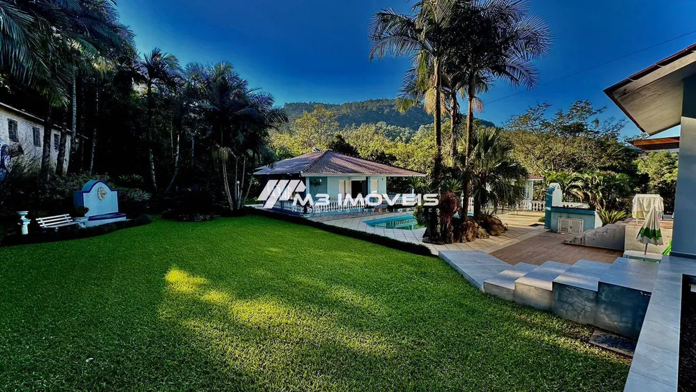 Casa, 3 quartos, 500 m² - Foto 1