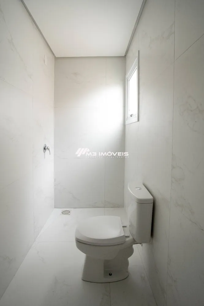Casa, 3 quartos, 251 m² - Foto 2