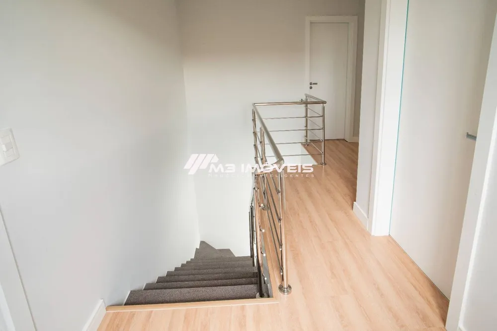 Casa, 3 quartos, 251 m² - Foto 3