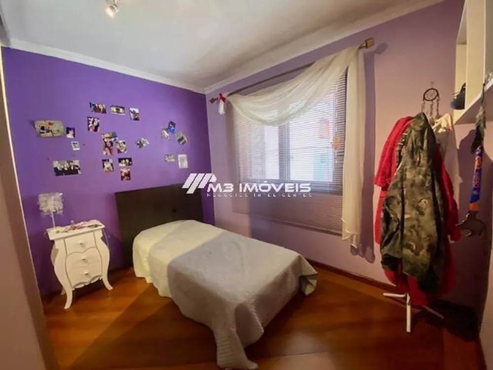 Apartamento, 3 quartos, 200 m² - Foto 1