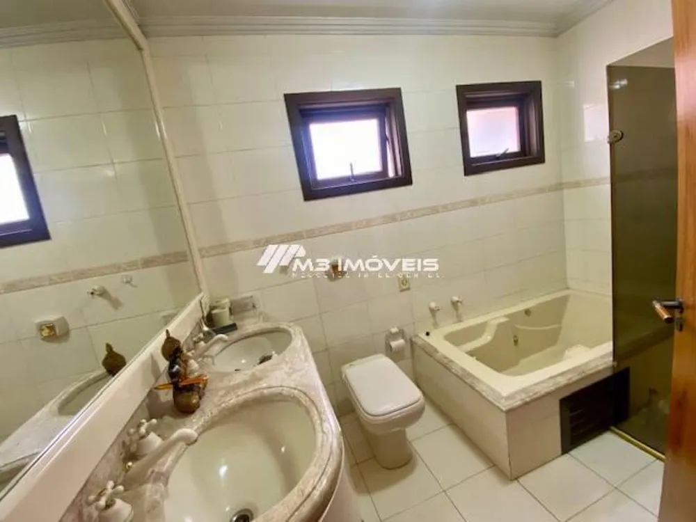 Apartamento, 3 quartos, 200 m² - Foto 4