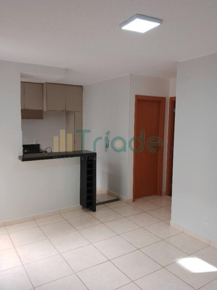 Apartamento para alugar com 2 quartos, 45m² - Foto 3