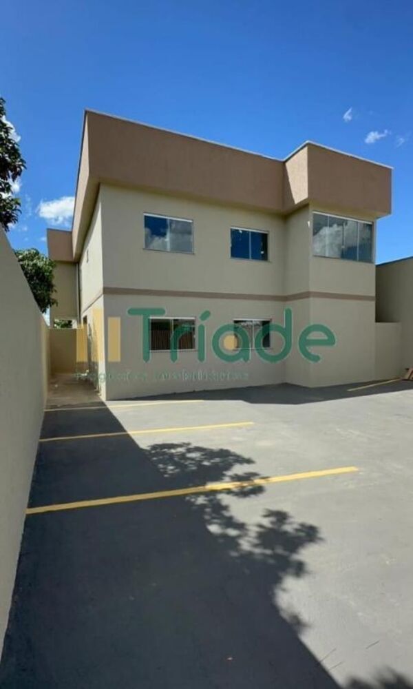 Apartamento à venda com 2 quartos, 65m² - Foto 2