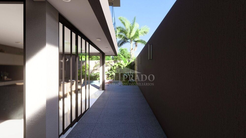 Sobrado à venda com 3 quartos, 311m² - Foto 1
