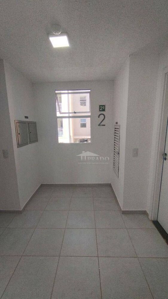 Apartamento à venda com 2 quartos, 45m² - Foto 2