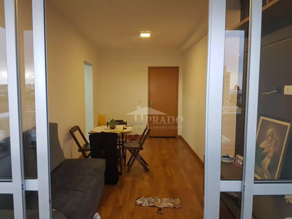 Apartamento à venda com 2 quartos, 70m² - Foto 3