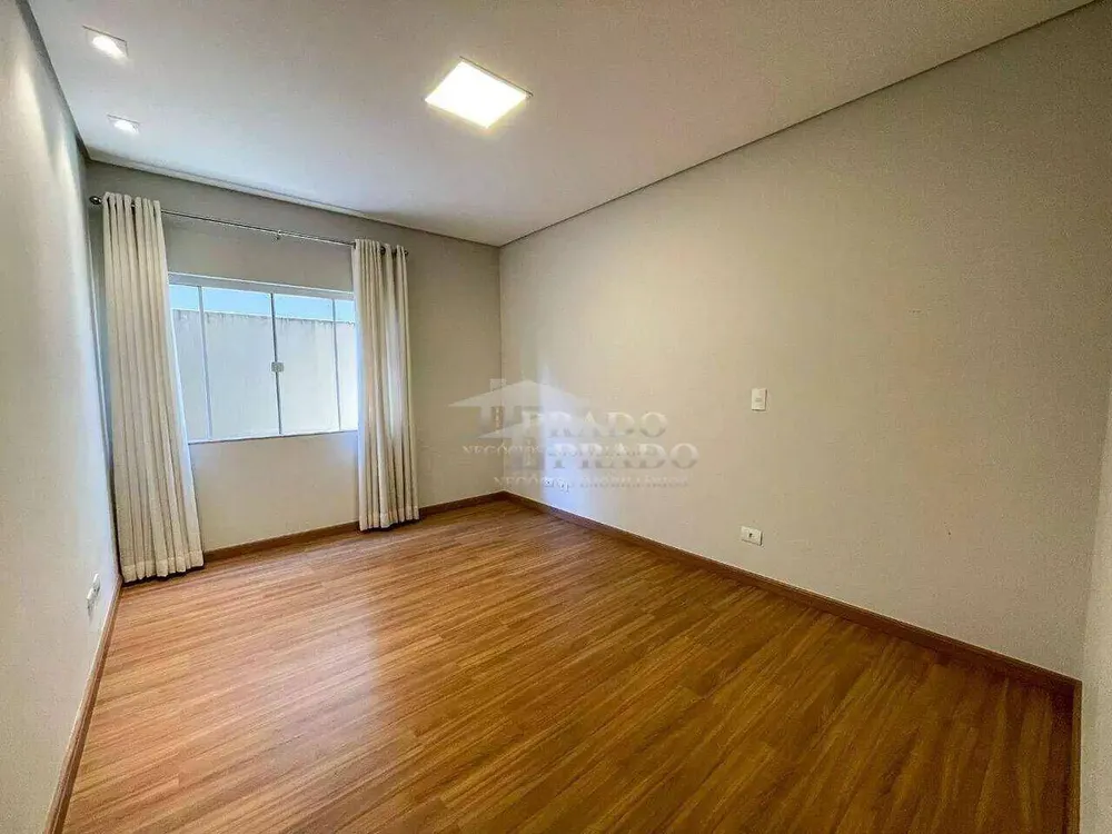Sobrado, 5 quartos, 267 m² - Foto 2