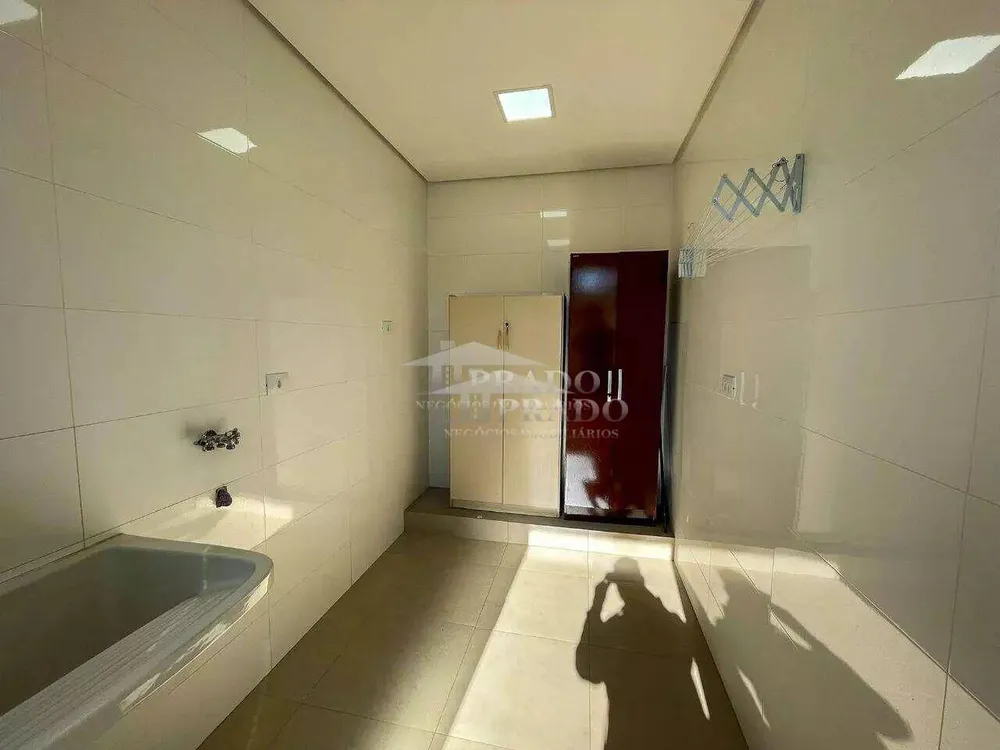 Sobrado, 5 quartos, 267 m² - Foto 4